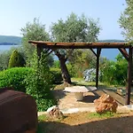 Saint Andrews Bay Μηλιά